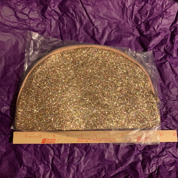 Tarte Makeup Cosmetic Bag - Picture 3 of 6